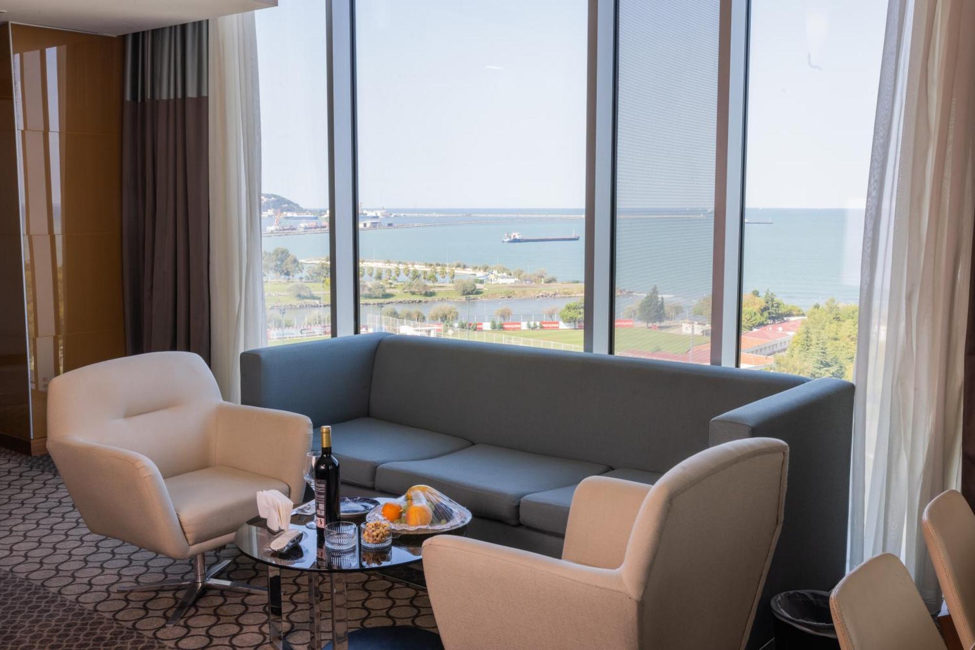 Anemon Grand Samsun Otel Zewnętrze zdjęcie